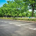 Akademia Отель 4*