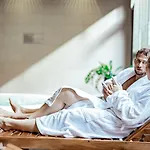 Akademia Отель