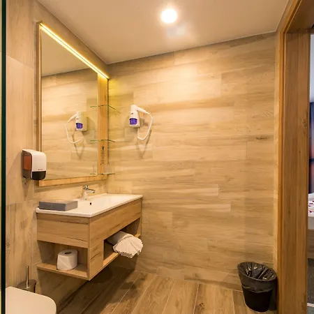 Akademia Балатонфюред